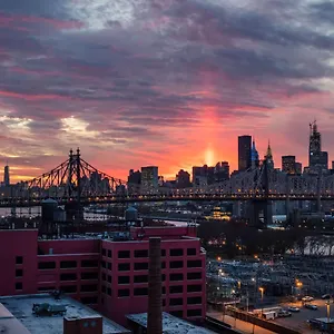 https://la-quinta-inn-suites-long-island-city.us-newyorkcity.com
