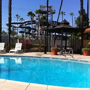 & Hotel Buena Park